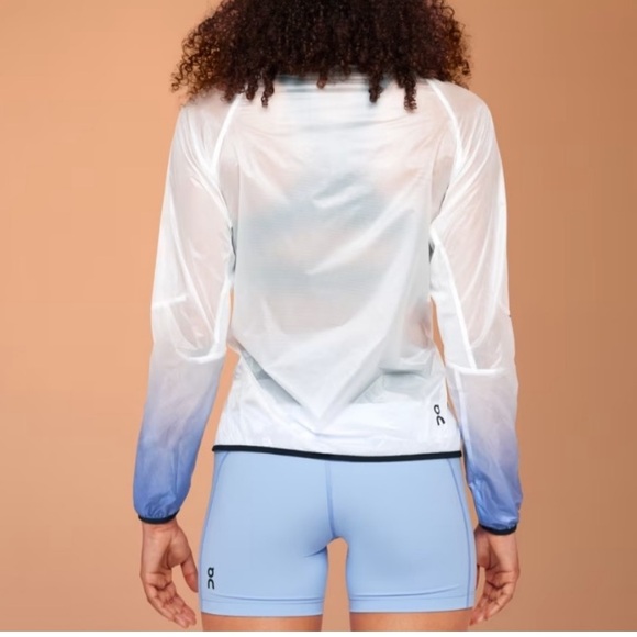 On Running Zero Jacket - windproof water resistant running/hiking jacket Small - Picture 2 of 10